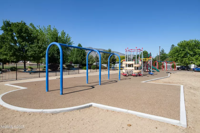 12190 Rocky Mountain, Reno, Nevada 89506, 2 Bedrooms Bedrooms, ,1 BathroomBathrooms,Residential,Residential,Rocky Mountain,250053127