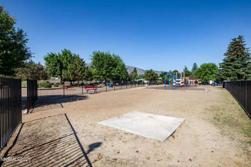 12190 Rocky Mountain, Reno, Nevada 89506, 2 Bedrooms Bedrooms, ,1 BathroomBathrooms,Residential,Residential,Rocky Mountain,250053127