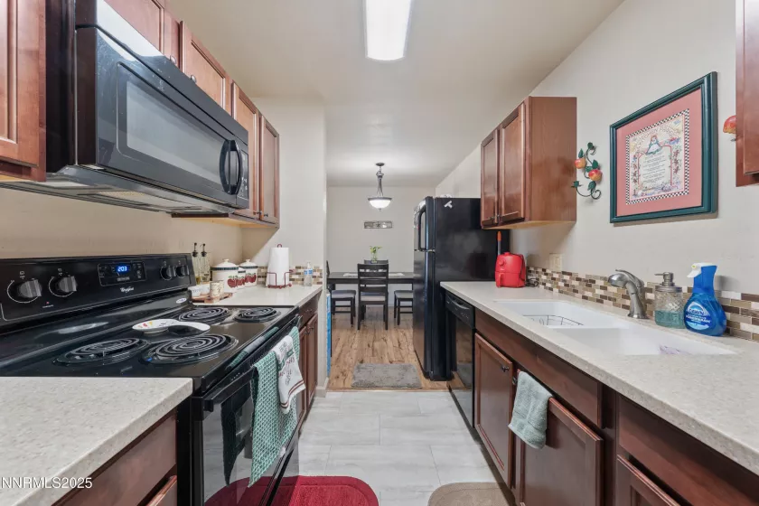 2255 Lakeside, Reno, Nevada 89509, 1 Bedroom Bedrooms, ,1 BathroomBathrooms,Residential,Residential,Lakeside,250055891