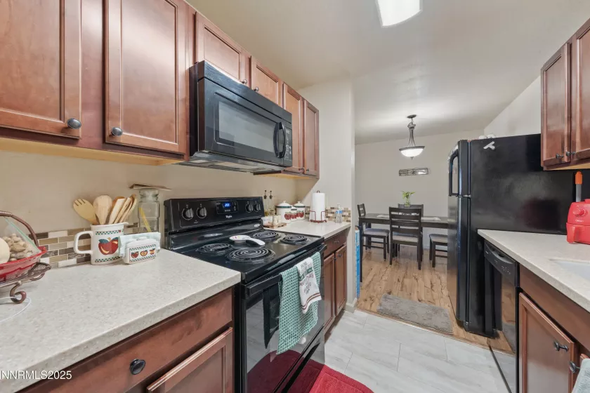 2255 Lakeside, Reno, Nevada 89509, 1 Bedroom Bedrooms, ,1 BathroomBathrooms,Residential,Residential,Lakeside,250055891