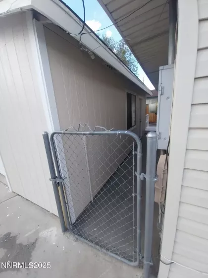 795 Louise, Reno, Nevada 89502, ,Commercial Sale,Residential,Louise,250055892