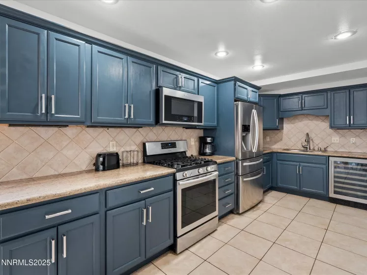 7085 Indigo, Reno, Nevada 89506, 3 Bedrooms Bedrooms, ,4 BathroomsBathrooms,Residential,Residential,Indigo,250055893
