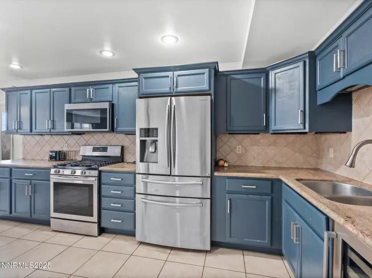 7085 Indigo, Reno, Nevada 89506, 3 Bedrooms Bedrooms, ,4 BathroomsBathrooms,Residential,Residential,Indigo,250055893