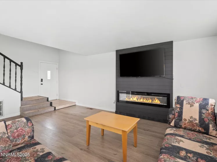 7085 Indigo, Reno, Nevada 89506, 3 Bedrooms Bedrooms, ,4 BathroomsBathrooms,Residential,Residential,Indigo,250055893