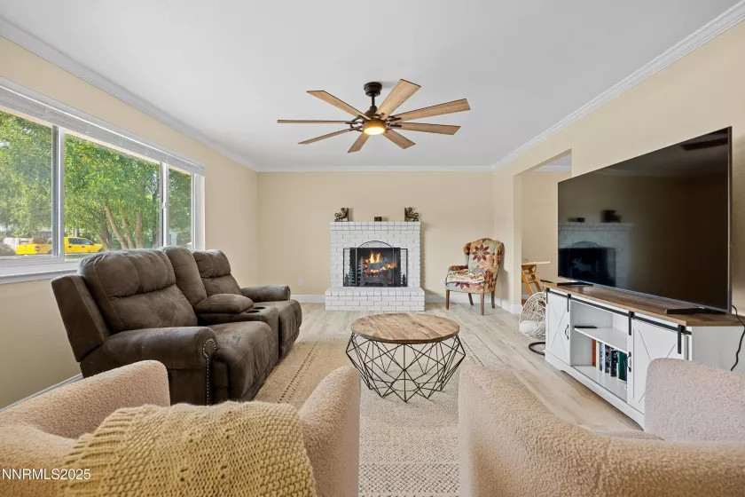 2138 Rizzo, Sparks, Nevada 89434, 3 Bedrooms Bedrooms, ,3 BathroomsBathrooms,Residential,Residential,Rizzo,250055897