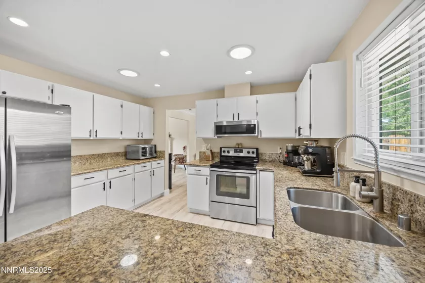 2138 Rizzo, Sparks, Nevada 89434, 3 Bedrooms Bedrooms, ,3 BathroomsBathrooms,Residential,Residential,Rizzo,250055897