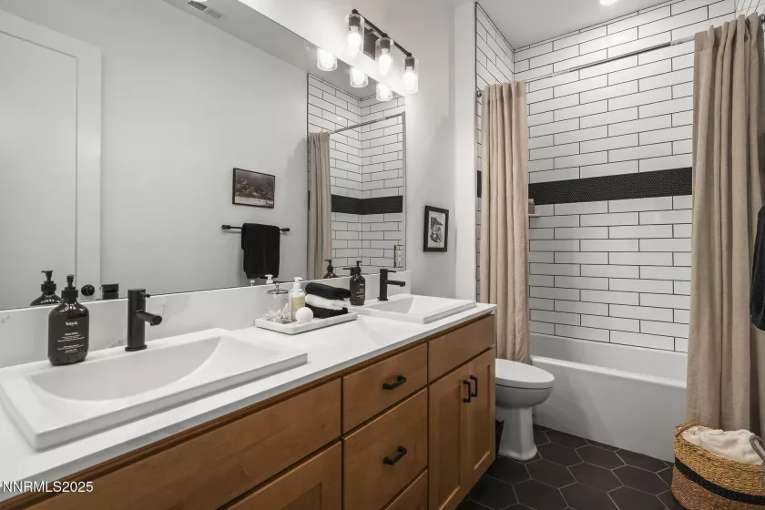 480 Gooseberry, Reno, Nevada 89523, 4 Bedrooms Bedrooms, ,4 BathroomsBathrooms,Residential,Residential,Gooseberry,250055898