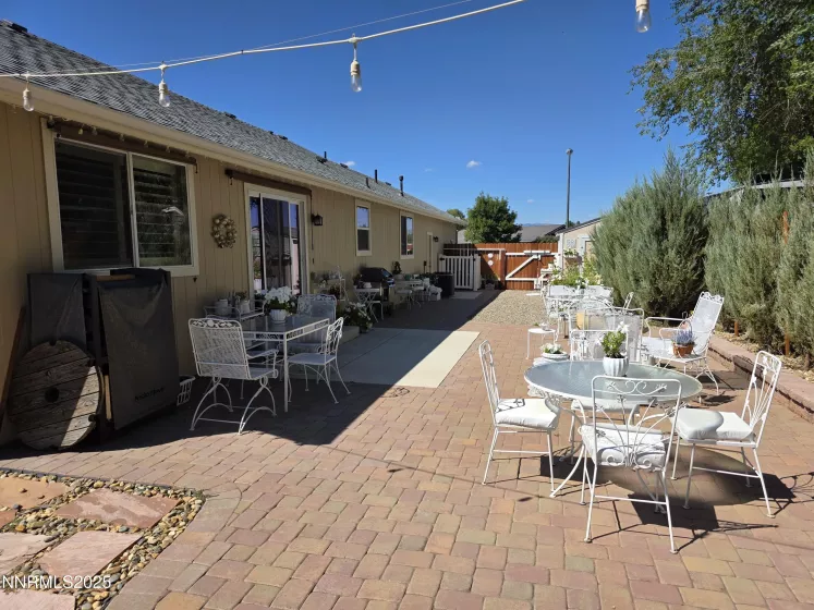 1229 Manhattan, Gardnerville, Nevada 89460, 3 Bedrooms Bedrooms, ,2 BathroomsBathrooms,Residential,Residential,Manhattan,250055899
