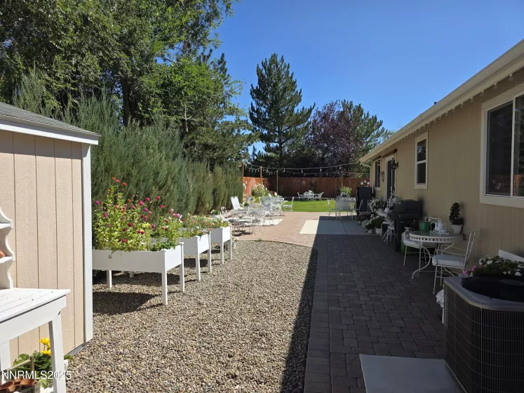 1229 Manhattan, Gardnerville, Nevada 89460, 3 Bedrooms Bedrooms, ,2 BathroomsBathrooms,Residential,Residential,Manhattan,250055899