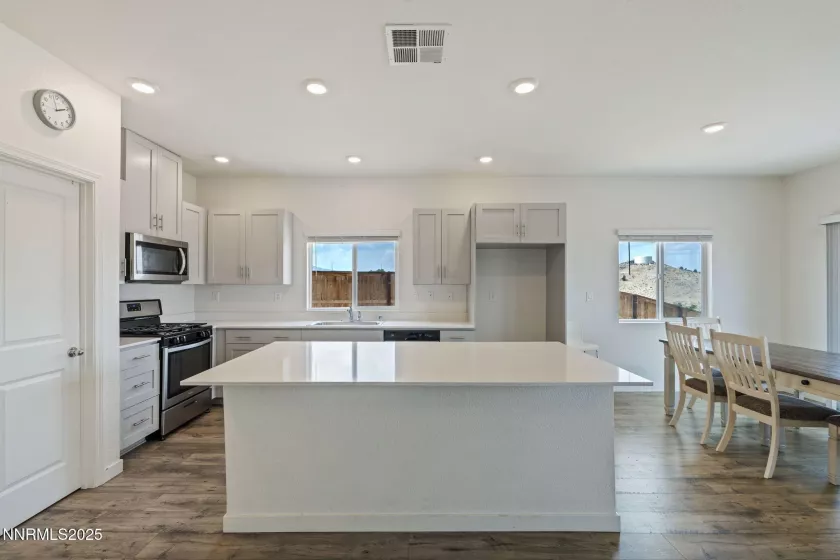 2105 Painted Sky, Sun Valley, Nevada 89433, 5 Bedrooms Bedrooms, ,3 BathroomsBathrooms,Residential,Residential,Painted Sky,250055900