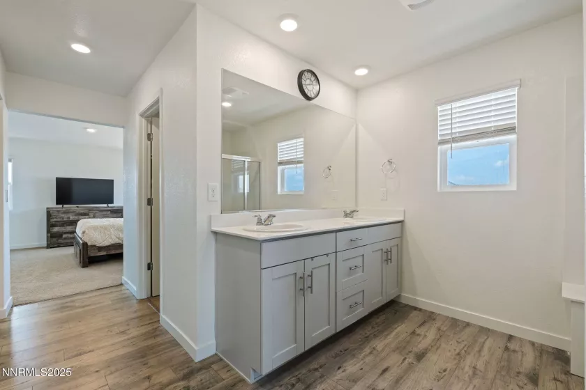 2105 Painted Sky, Sun Valley, Nevada 89433, 5 Bedrooms Bedrooms, ,3 BathroomsBathrooms,Residential,Residential,Painted Sky,250055900