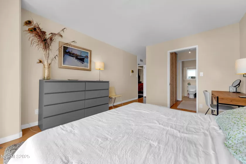 100 Arlington, Reno, Nevada 89501, 2 Bedrooms Bedrooms, ,2 BathroomsBathrooms,Residential,Residential,Arlington,250055905