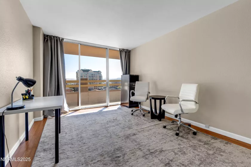 100 Arlington, Reno, Nevada 89501, 2 Bedrooms Bedrooms, ,2 BathroomsBathrooms,Residential,Residential,Arlington,250055905