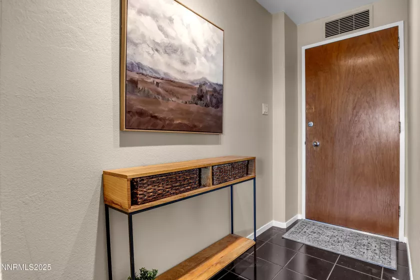 100 Arlington, Reno, Nevada 89501, 2 Bedrooms Bedrooms, ,2 BathroomsBathrooms,Residential,Residential,Arlington,250055905