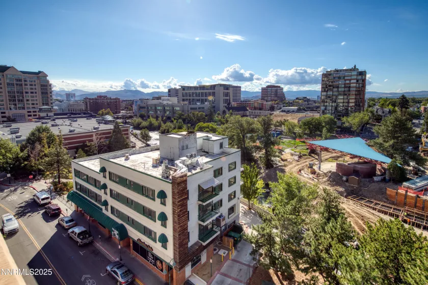 100 Arlington, Reno, Nevada 89501, 2 Bedrooms Bedrooms, ,2 BathroomsBathrooms,Residential,Residential,Arlington,250055905