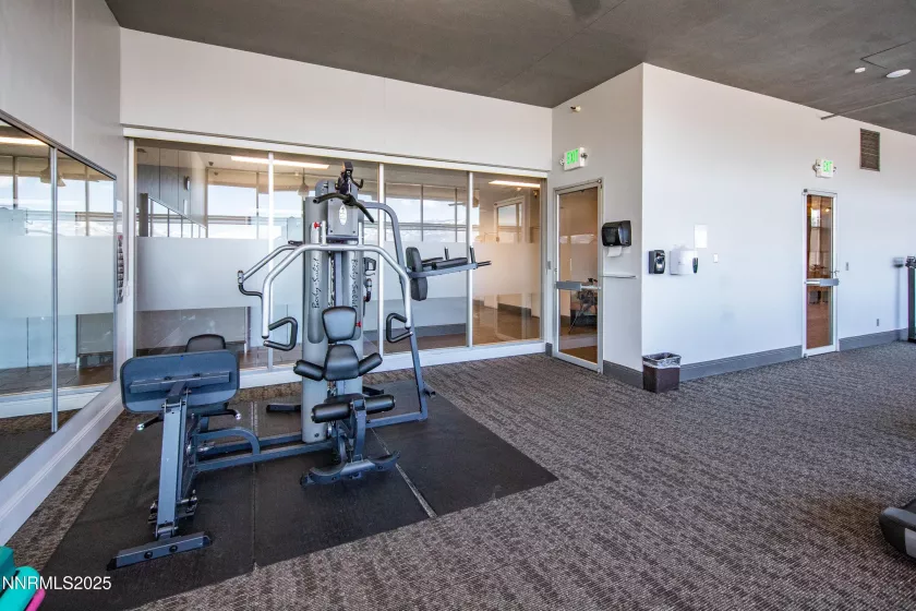 100 Arlington, Reno, Nevada 89501, 2 Bedrooms Bedrooms, ,2 BathroomsBathrooms,Residential,Residential,Arlington,250055905