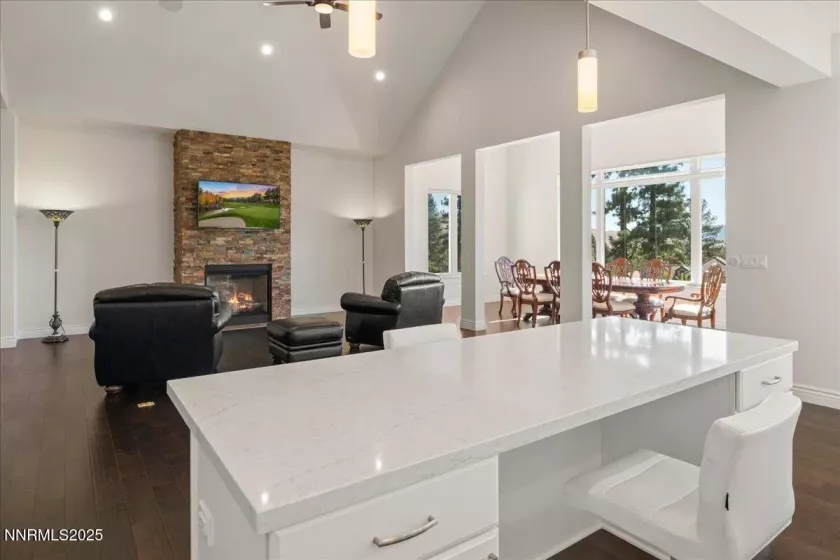 20600 Chanson, Reno, Nevada 89511, 4 Bedrooms Bedrooms, ,4 BathroomsBathrooms,Residential,Residential,Chanson,250055906