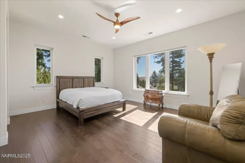 20600 Chanson, Reno, Nevada 89511, 4 Bedrooms Bedrooms, ,4 BathroomsBathrooms,Residential,Residential,Chanson,250055906