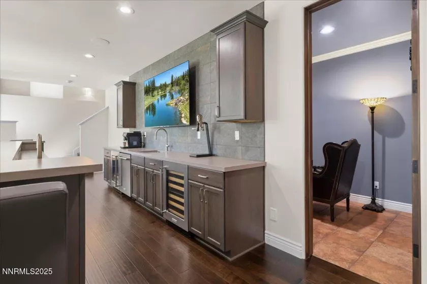 20600 Chanson, Reno, Nevada 89511, 4 Bedrooms Bedrooms, ,4 BathroomsBathrooms,Residential,Residential,Chanson,250055906