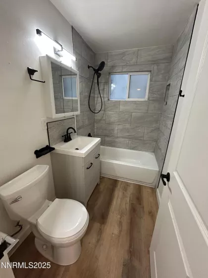 938 E, Sparks, Nevada 89431, 1 Bedroom Bedrooms, ,1 BathroomBathrooms,Residential Lease,Manufactured,E,250055910