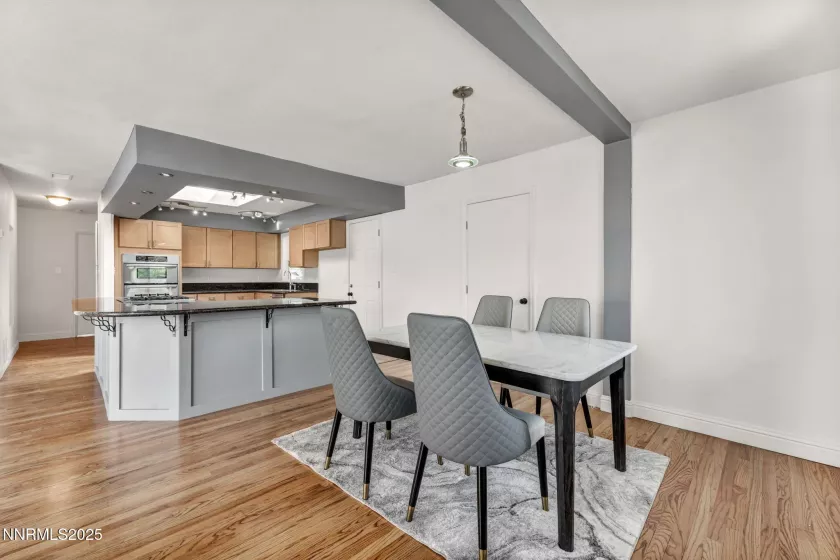 1510 Laiolo, Reno, Nevada 89502, 3 Bedrooms Bedrooms, ,2 BathroomsBathrooms,Residential,Residential,Laiolo,250055911