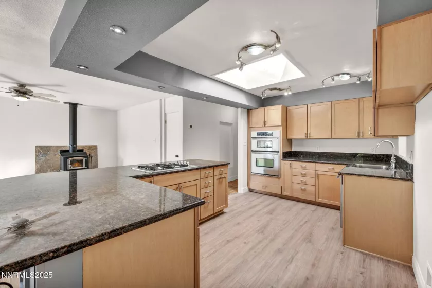 1510 Laiolo, Reno, Nevada 89502, 3 Bedrooms Bedrooms, ,2 BathroomsBathrooms,Residential,Residential,Laiolo,250055911