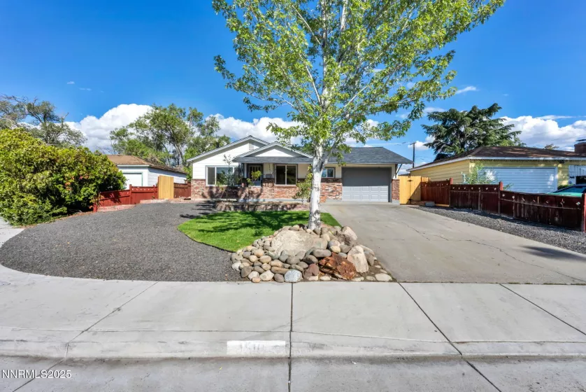 1510 Laiolo, Reno, Nevada 89502, 3 Bedrooms Bedrooms, ,2 BathroomsBathrooms,Residential,Residential,Laiolo,250055911