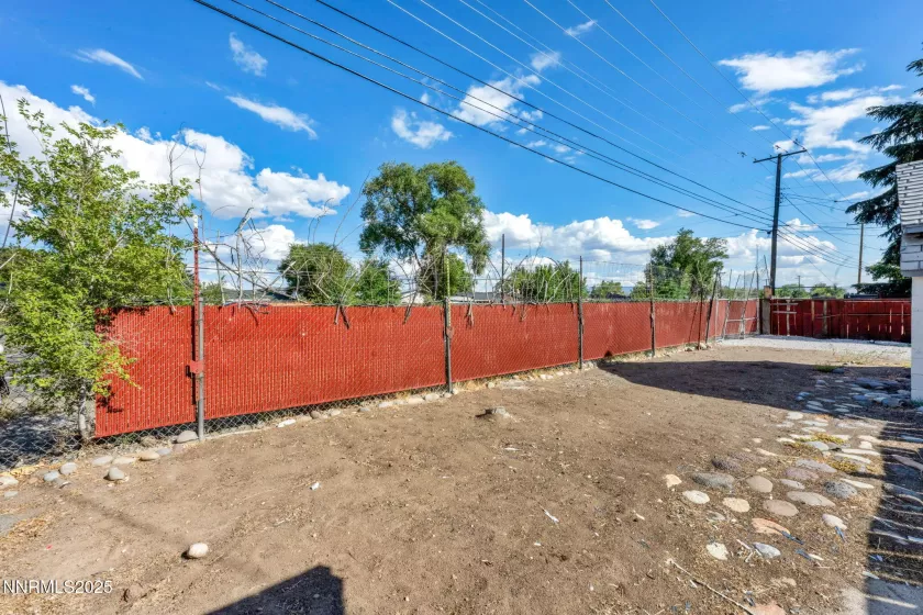 1510 Laiolo, Reno, Nevada 89502, 3 Bedrooms Bedrooms, ,2 BathroomsBathrooms,Residential,Residential,Laiolo,250055911