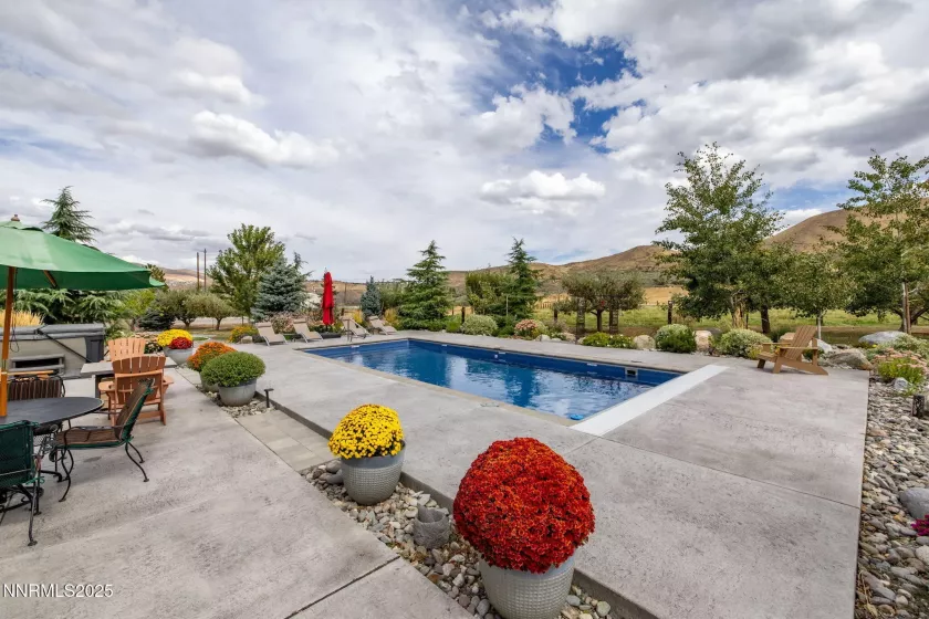400 Dori Bell, Verdi, Nevada 89439, 4 Bedrooms Bedrooms, ,3 BathroomsBathrooms,Residential,Residential,Dori Bell,250055912