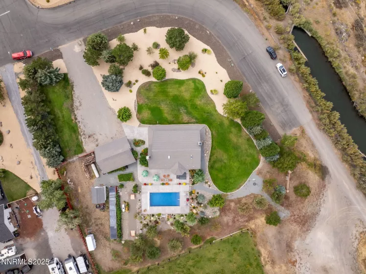 400 Dori Bell, Verdi, Nevada 89439, 4 Bedrooms Bedrooms, ,3 BathroomsBathrooms,Residential,Residential,Dori Bell,250055912