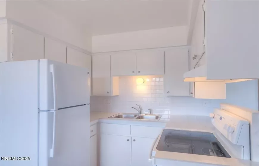 901 Virbel, Reno, Nevada 89502, 2 Bedrooms Bedrooms, ,1 BathroomBathrooms,Residential Lease,Manufactured,Virbel,250055915