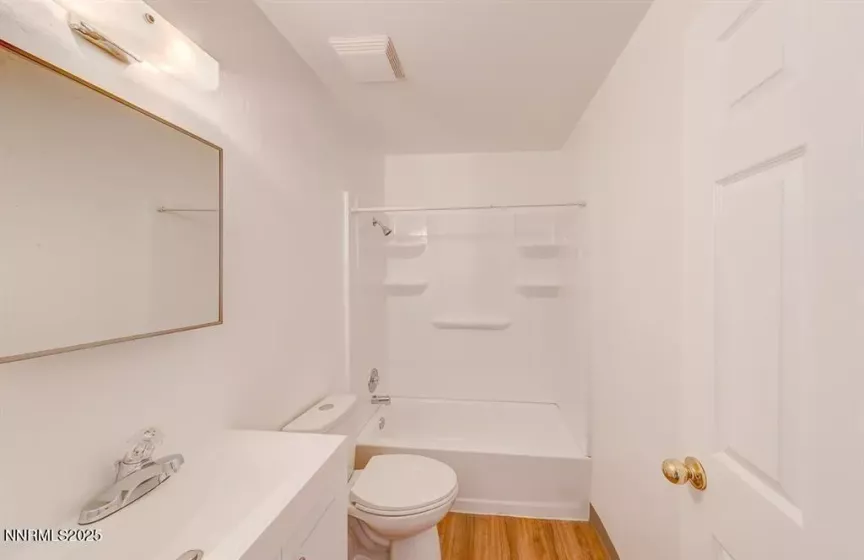 901 Virbel, Reno, Nevada 89502, 2 Bedrooms Bedrooms, ,1 BathroomBathrooms,Residential Lease,Manufactured,Virbel,250055915