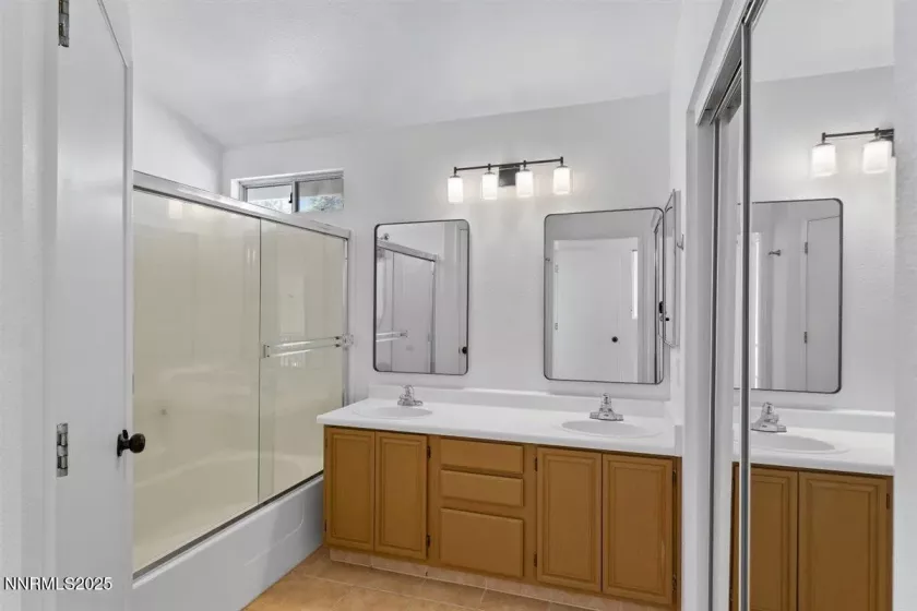 1592 Reno View, Reno, Nevada 89523, 4 Bedrooms Bedrooms, ,3 BathroomsBathrooms,Residential,Residential,Reno View,250052113