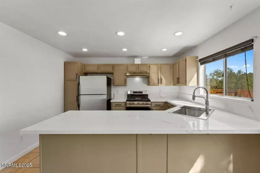 1592 Reno View, Reno, Nevada 89523, 4 Bedrooms Bedrooms, ,3 BathroomsBathrooms,Residential,Residential,Reno View,250052113