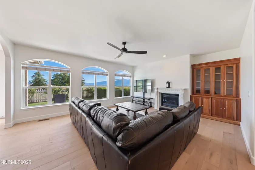 1653 Sunrise Pass, Minden, Nevada 89423, 3 Bedrooms Bedrooms, ,3 BathroomsBathrooms,Residential,Residential,Sunrise Pass,250055920