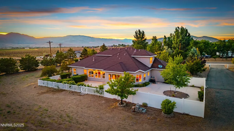 1653 Sunrise Pass, Minden, Nevada 89423, 3 Bedrooms Bedrooms, ,3 BathroomsBathrooms,Residential,Residential,Sunrise Pass,250055920