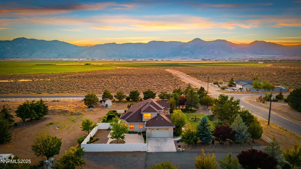 1653 Sunrise Pass, Minden, Nevada 89423, 3 Bedrooms Bedrooms, ,3 BathroomsBathrooms,Residential,Residential,Sunrise Pass,250055920