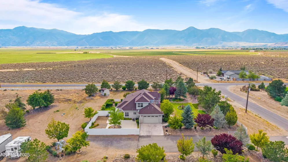 1653 Sunrise Pass, Minden, Nevada 89423, 3 Bedrooms Bedrooms, ,3 BathroomsBathrooms,Residential,Residential,Sunrise Pass,250055920