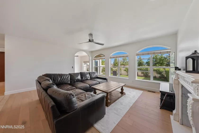 1653 Sunrise Pass, Minden, Nevada 89423, 3 Bedrooms Bedrooms, ,3 BathroomsBathrooms,Residential,Residential,Sunrise Pass,250055920