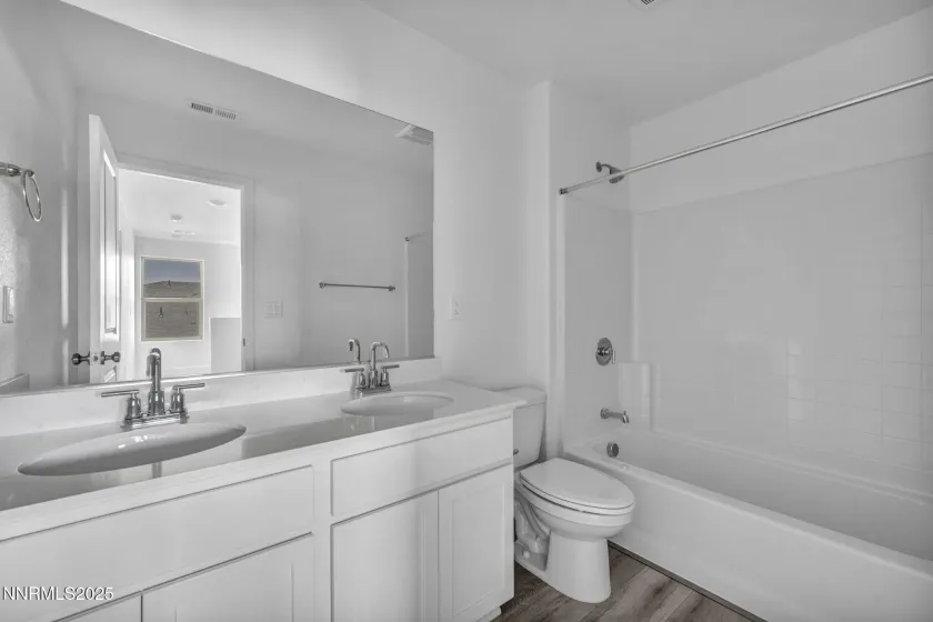 1310 Nebula, Carson City, Nevada 89705, 3 Bedrooms Bedrooms, ,3 BathroomsBathrooms,Residential,Residential,Nebula,250055923