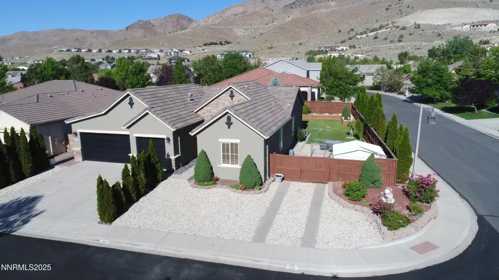10698 Autumn Walk, Reno, Nevada 89521, 4 Bedrooms Bedrooms, ,2 BathroomsBathrooms,Residential,Residential,Autumn Walk,250055922