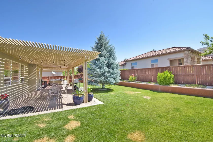 10698 Autumn Walk, Reno, Nevada 89521, 4 Bedrooms Bedrooms, ,2 BathroomsBathrooms,Residential,Residential,Autumn Walk,250055922