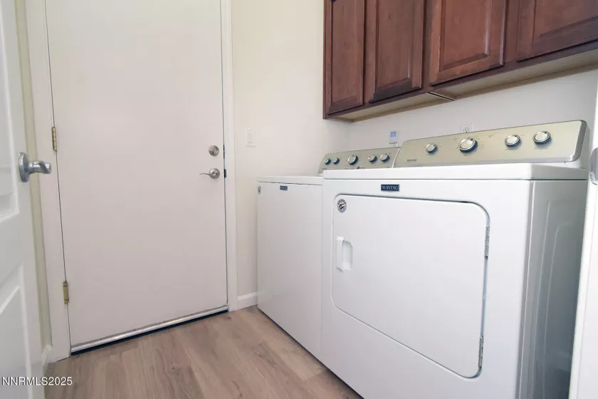 10698 Autumn Walk, Reno, Nevada 89521, 4 Bedrooms Bedrooms, ,2 BathroomsBathrooms,Residential,Residential,Autumn Walk,250055922
