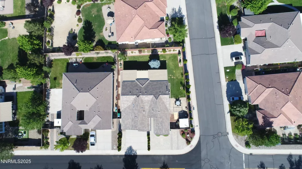 10698 Autumn Walk, Reno, Nevada 89521, 4 Bedrooms Bedrooms, ,2 BathroomsBathrooms,Residential,Residential,Autumn Walk,250055922