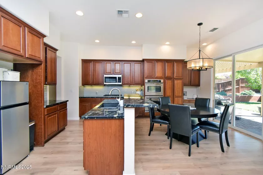 10698 Autumn Walk, Reno, Nevada 89521, 4 Bedrooms Bedrooms, ,2 BathroomsBathrooms,Residential,Residential,Autumn Walk,250055922