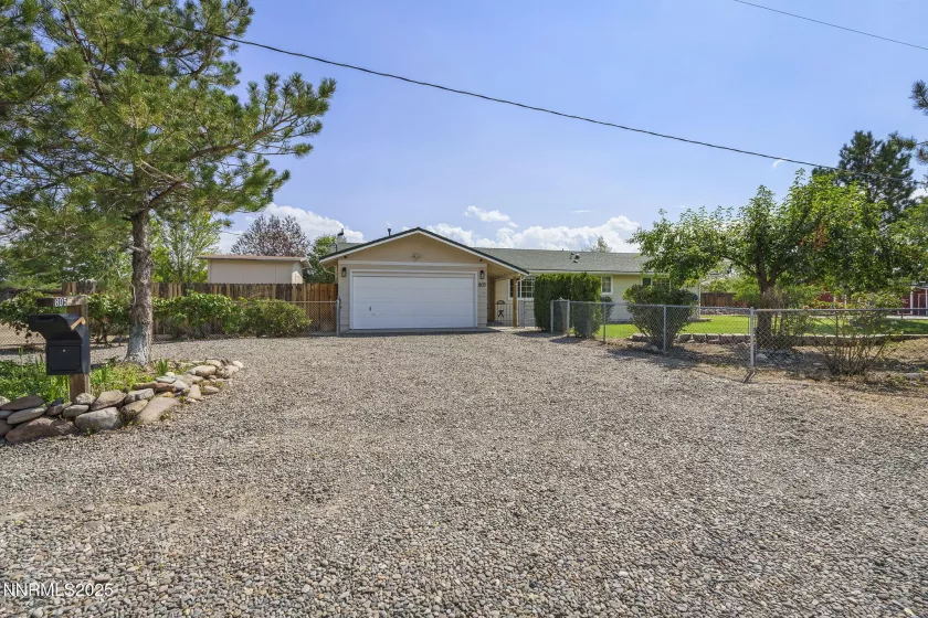 Driveway & Garage