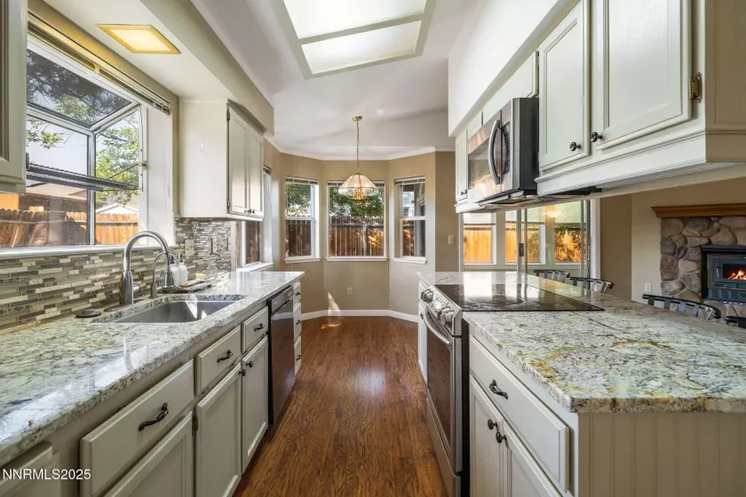 502 Pebble, Dayton, Nevada 89403, 4 Bedrooms Bedrooms, ,3 BathroomsBathrooms,Residential,Residential,Pebble,250055930