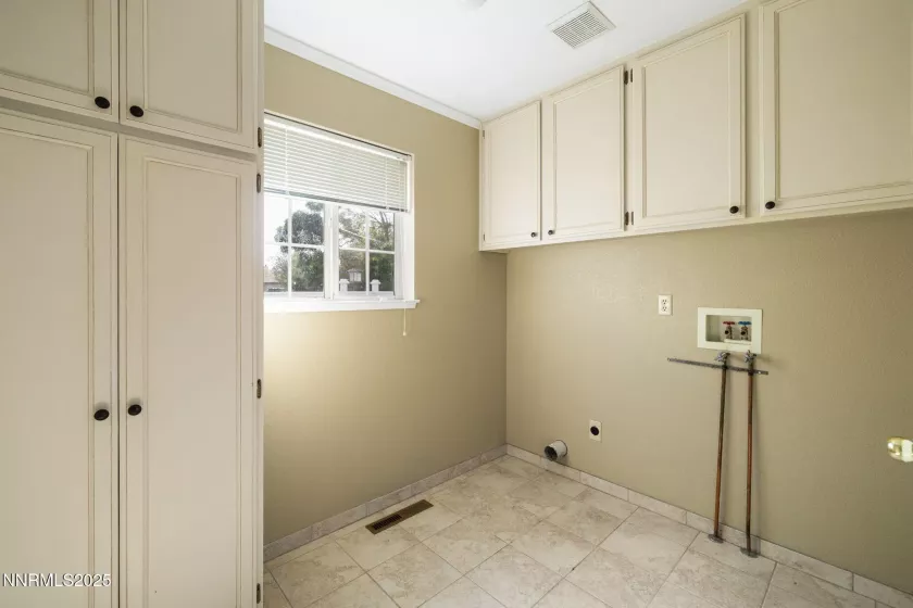 502 Pebble, Dayton, Nevada 89403, 4 Bedrooms Bedrooms, ,3 BathroomsBathrooms,Residential,Residential,Pebble,250055930
