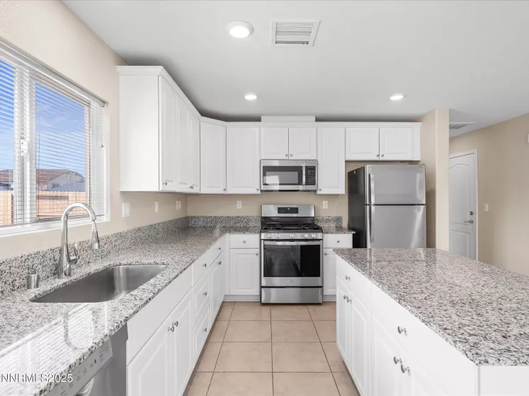 8933 Quail Falls, Reno, Nevada 89506, 4 Bedrooms Bedrooms, ,3 BathroomsBathrooms,Residential,Residential,Quail Falls,250055931