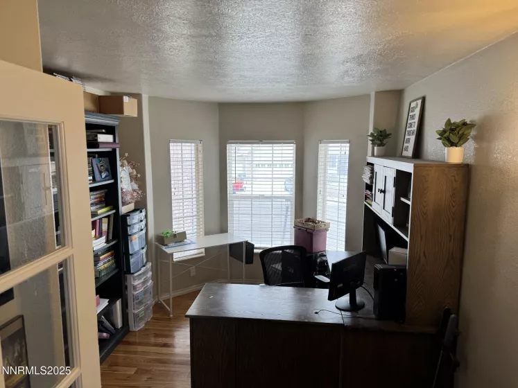 2081 Russell, Elko, Nevada 89801, 5 Bedrooms Bedrooms, ,3 BathroomsBathrooms,Residential,Residential,Russell,250055186